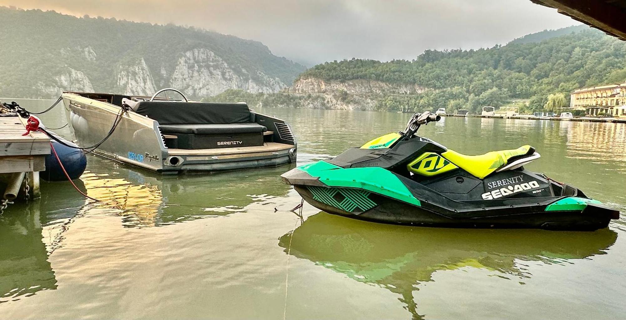 Serenity Ieşelniţa Esterno foto